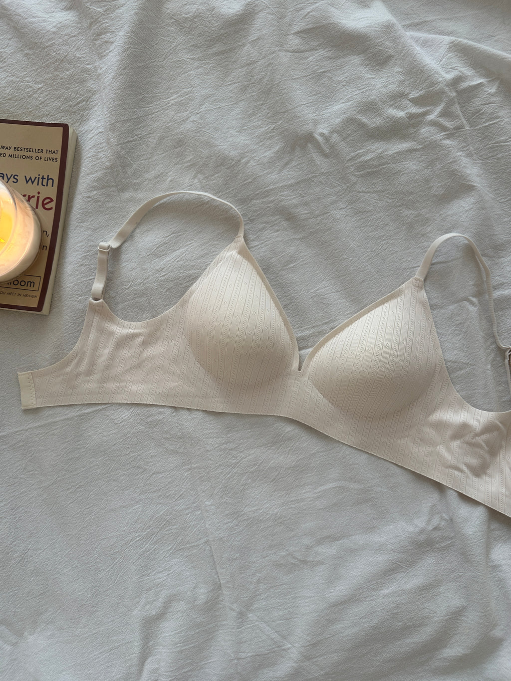 Invisible V-Neck Bra