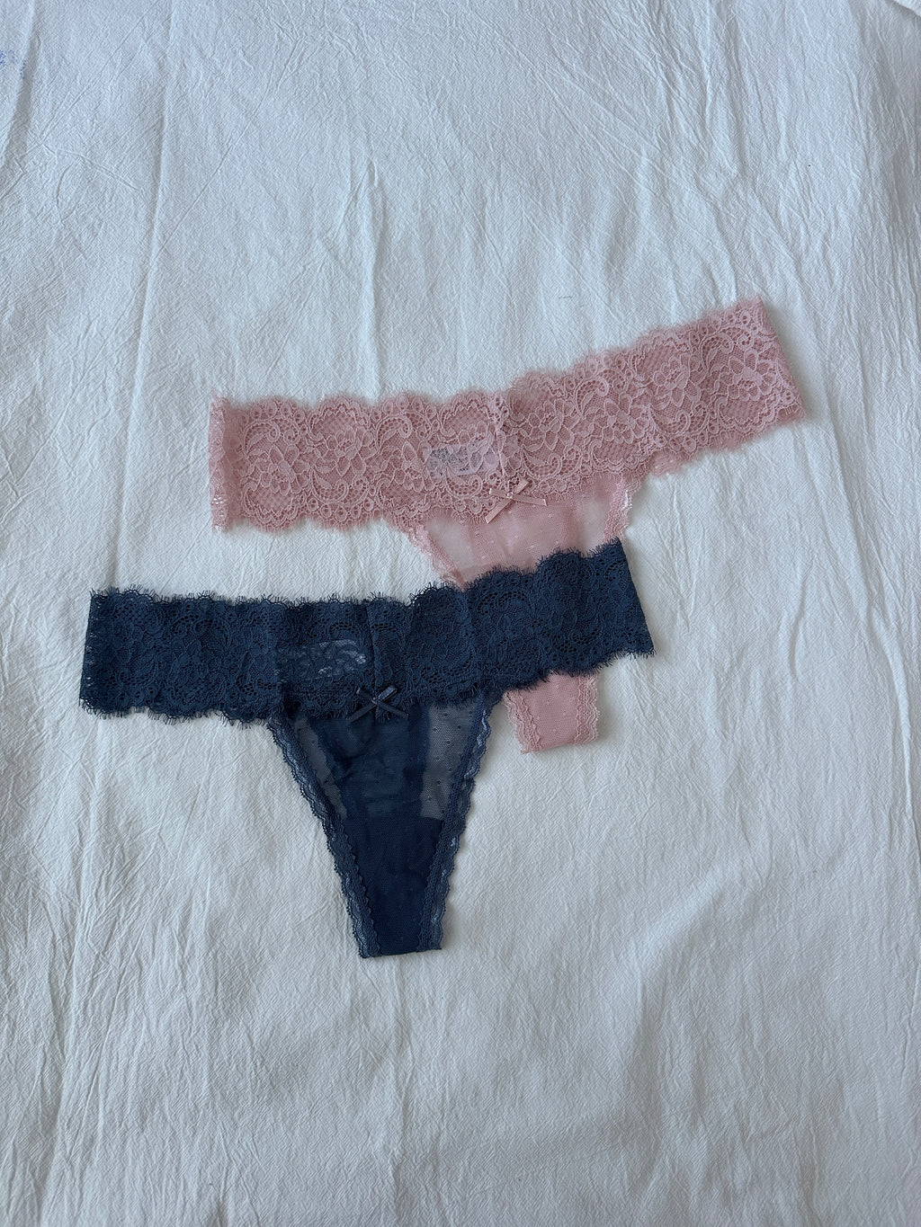 V-Thong Set