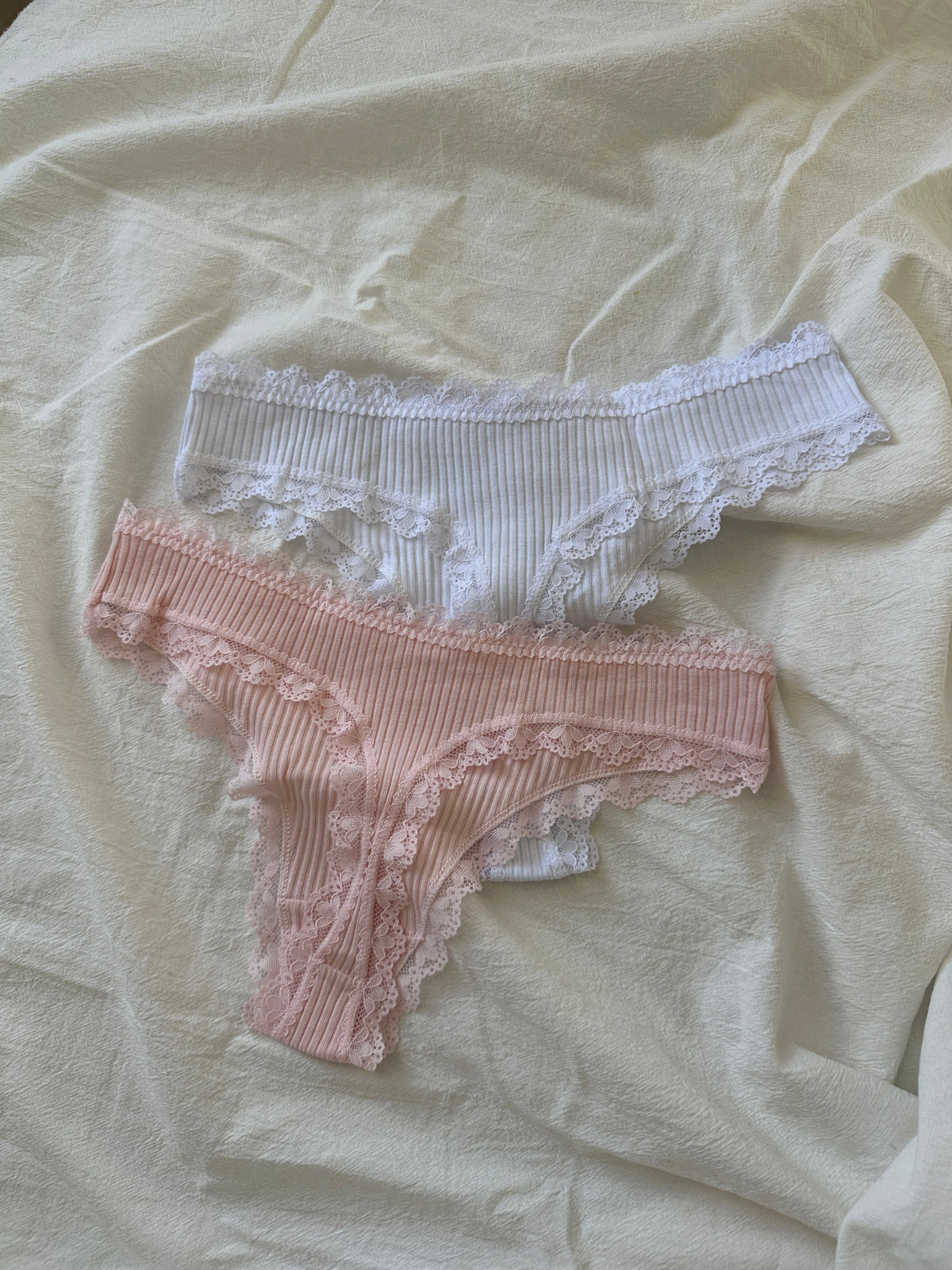 Peony Thong Pack