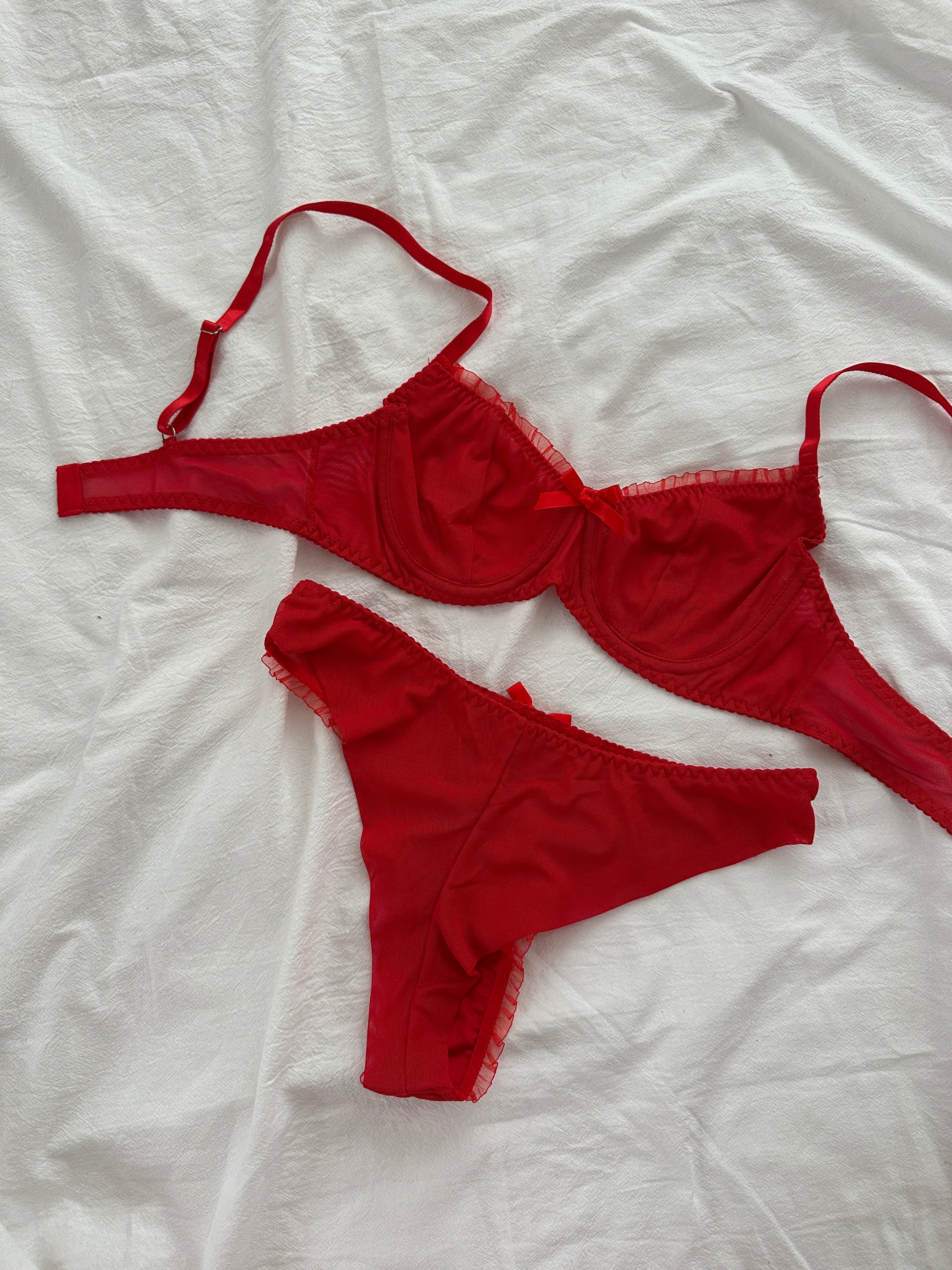 Luna Rouge Set