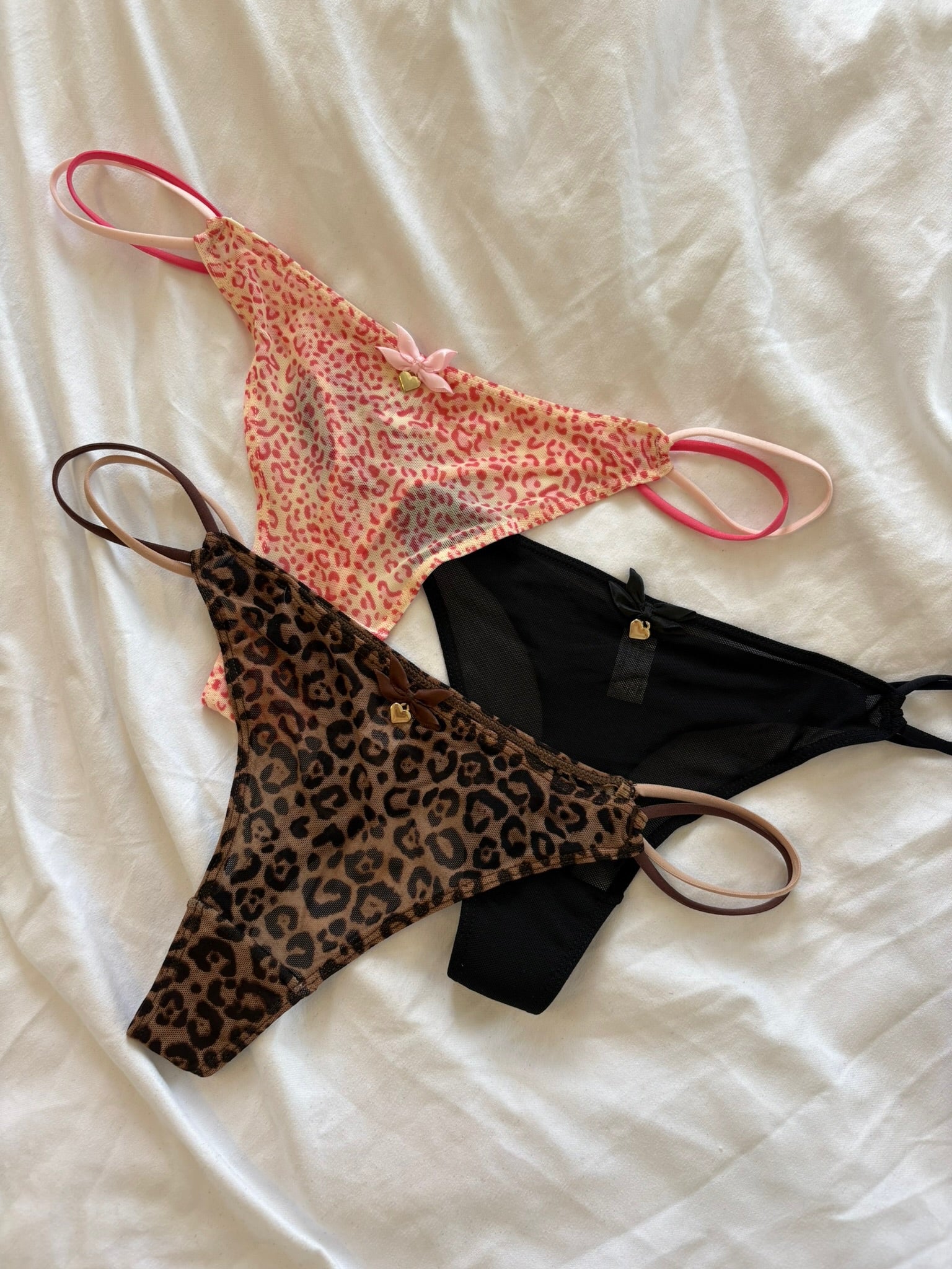 LEO SET